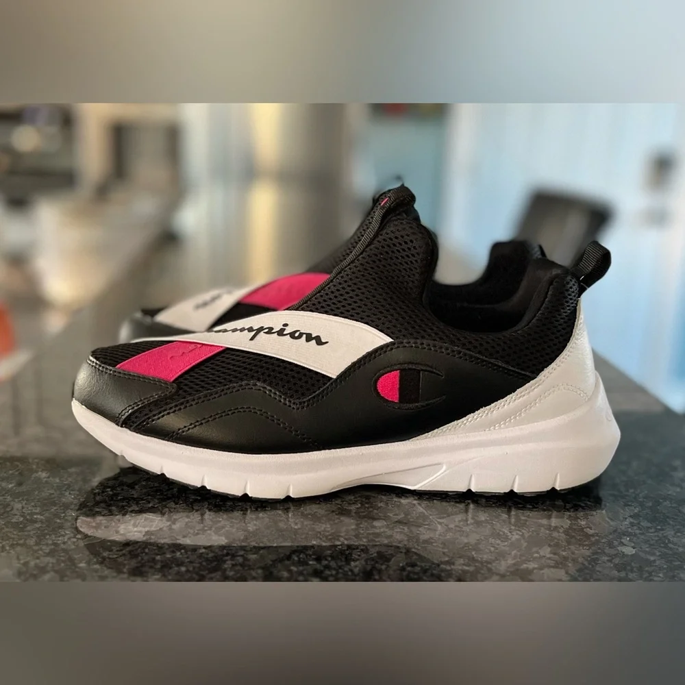 Champion Rally Pro Black and Pink Logo Slip-On Shoes Women’s Size 9W‎ NWOT